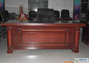 3000元低价特卖 实木老板桌的居家办公优选